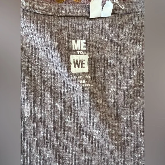 Cropped Top - Picture 2 of 4